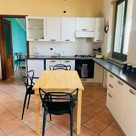 Soggiorno Con Splendida Vista Monforte dʼAlba Exterior foto